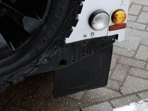 Land Rover Defender 2.2 D HT 110" E | Euro 5 | Recaro | 42.093km!