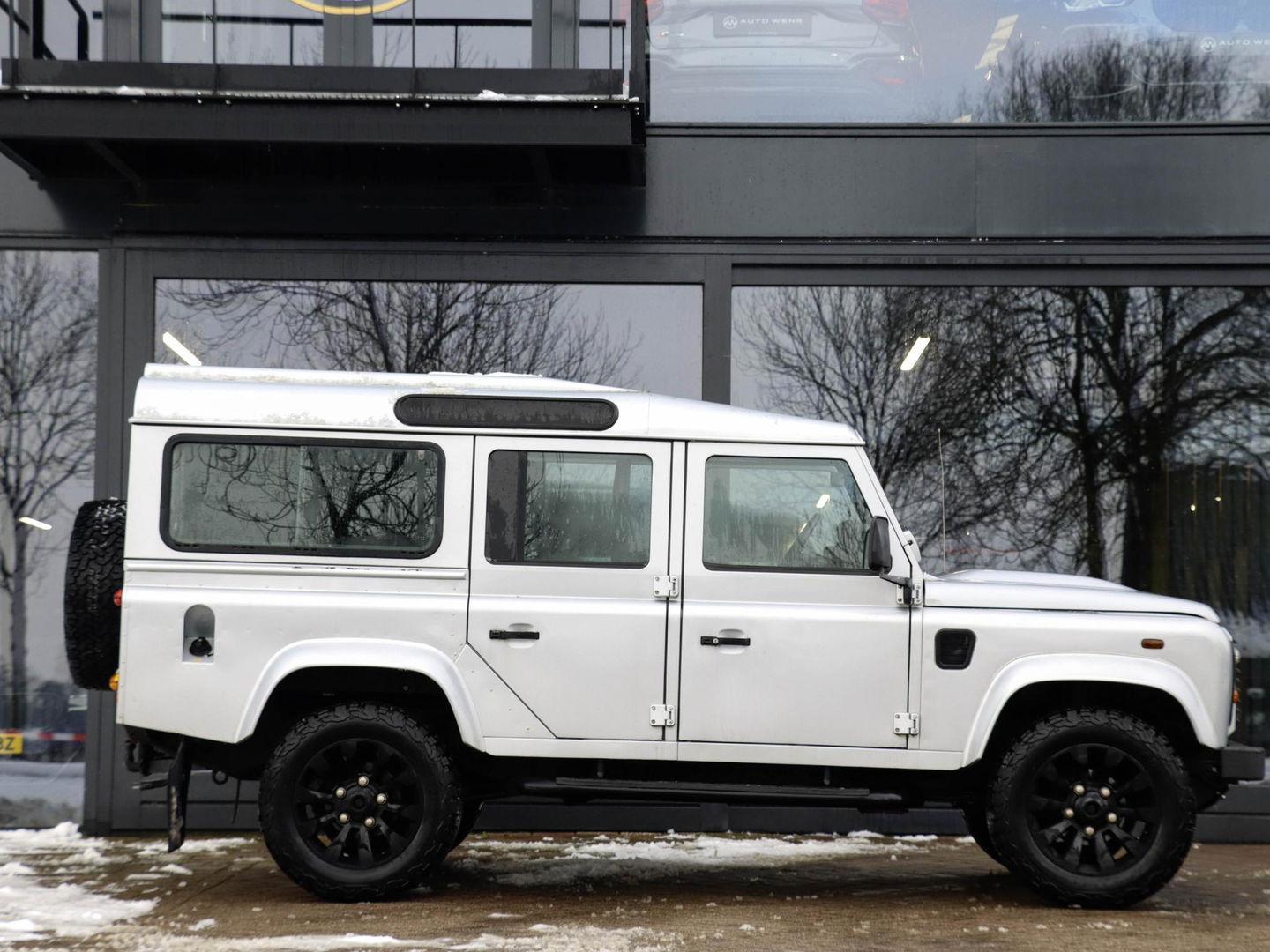 Land Rover Defender 2.2 D HT 110" E | Euro 5 | Recaro | 42.093km!