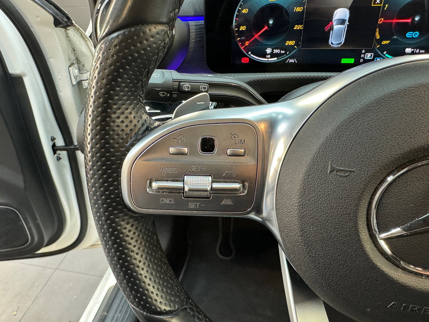 Mercedes-Benz A-Klasse 250 e AMG Pano|Memory|Burmester|360Cam