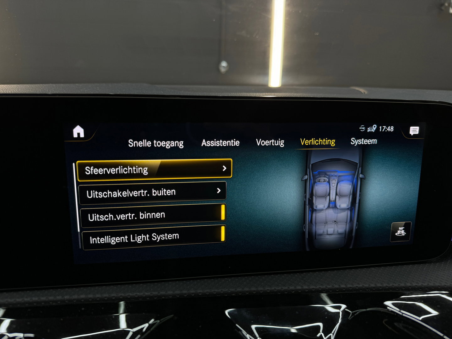 Mercedes-Benz A-Klasse 250 e AMG Pano|Memory|Burmester|360Cam