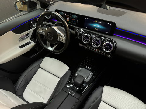 Mercedes-Benz A-Klasse 250 e AMG Pano|Memory|Burmester|360Cam