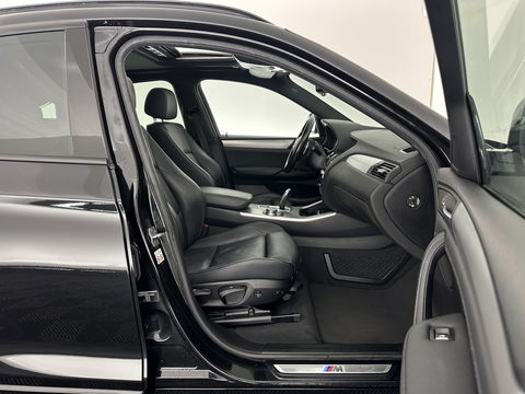 BMW X4 xDrive20d M-Sportpack High Executive Black-Edition Aut. *PANO | LEATHER | BI-XENON | ADAPTIVE-CRUISE | KEYLESS | HEATED-SPORTSEATS | NAVI-FULLMAP | CAMERA | ECC | HEAD-UP | PDC | SHIFTPADDLES | TOWBAR | PRIVACYGLASS | 20''ALU *