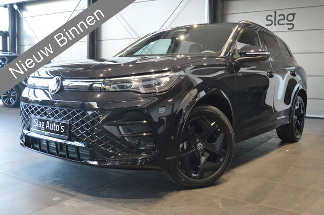 Volkswagen Tiguan - 2.0 TDI 3X R-LINE Black Style navi camera trekhaak 150 pk !!