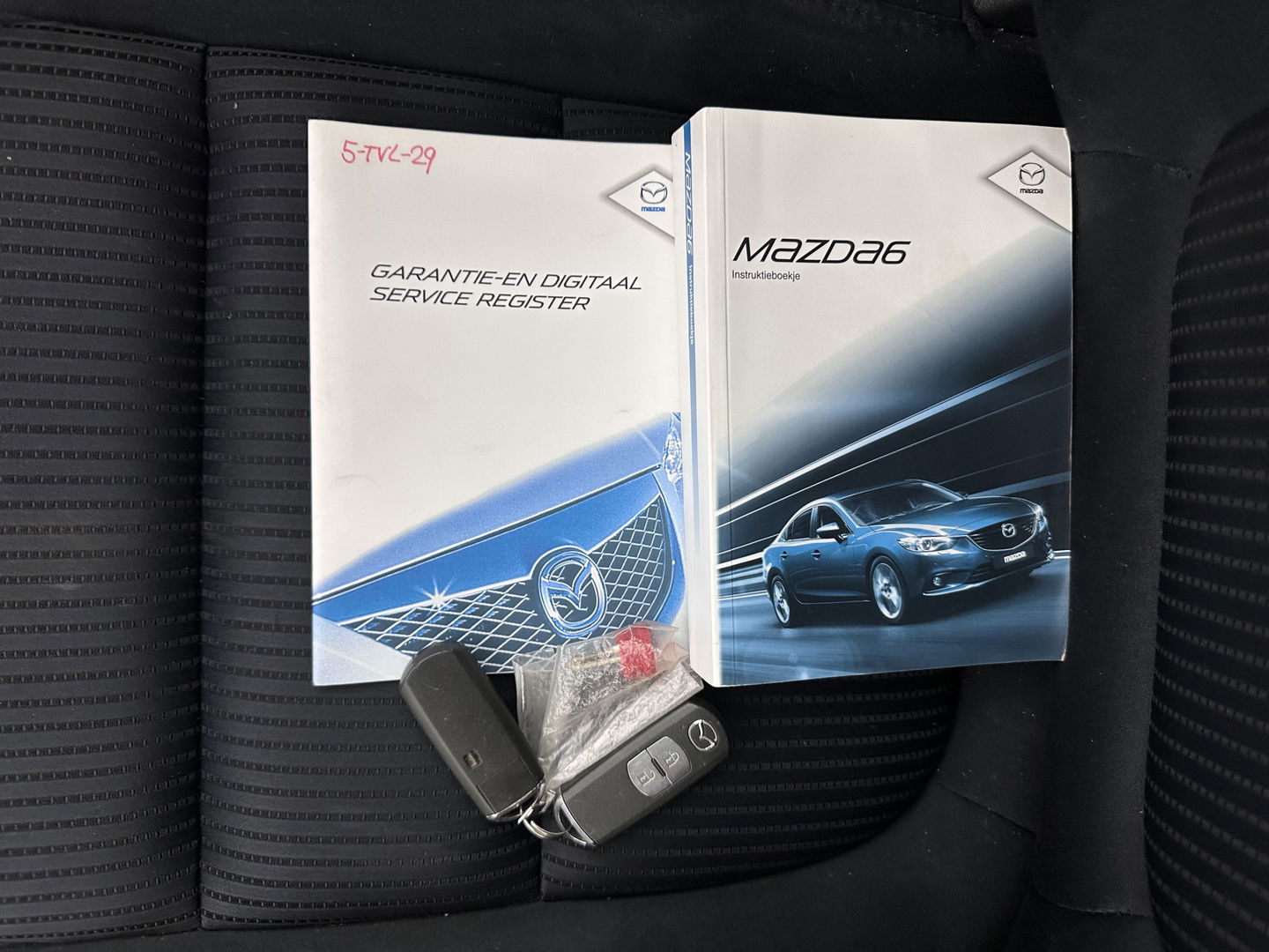 Mazda 6 Sportbreak 2.2D Skylease+ *XENON | NAVI-FULLMAP | HEATED-COMFORTSEATS | PRIVACYGLASS | ECC | PDC | CRUISE | TOWBAR |  LANE-ASSIST | 17''ALU*