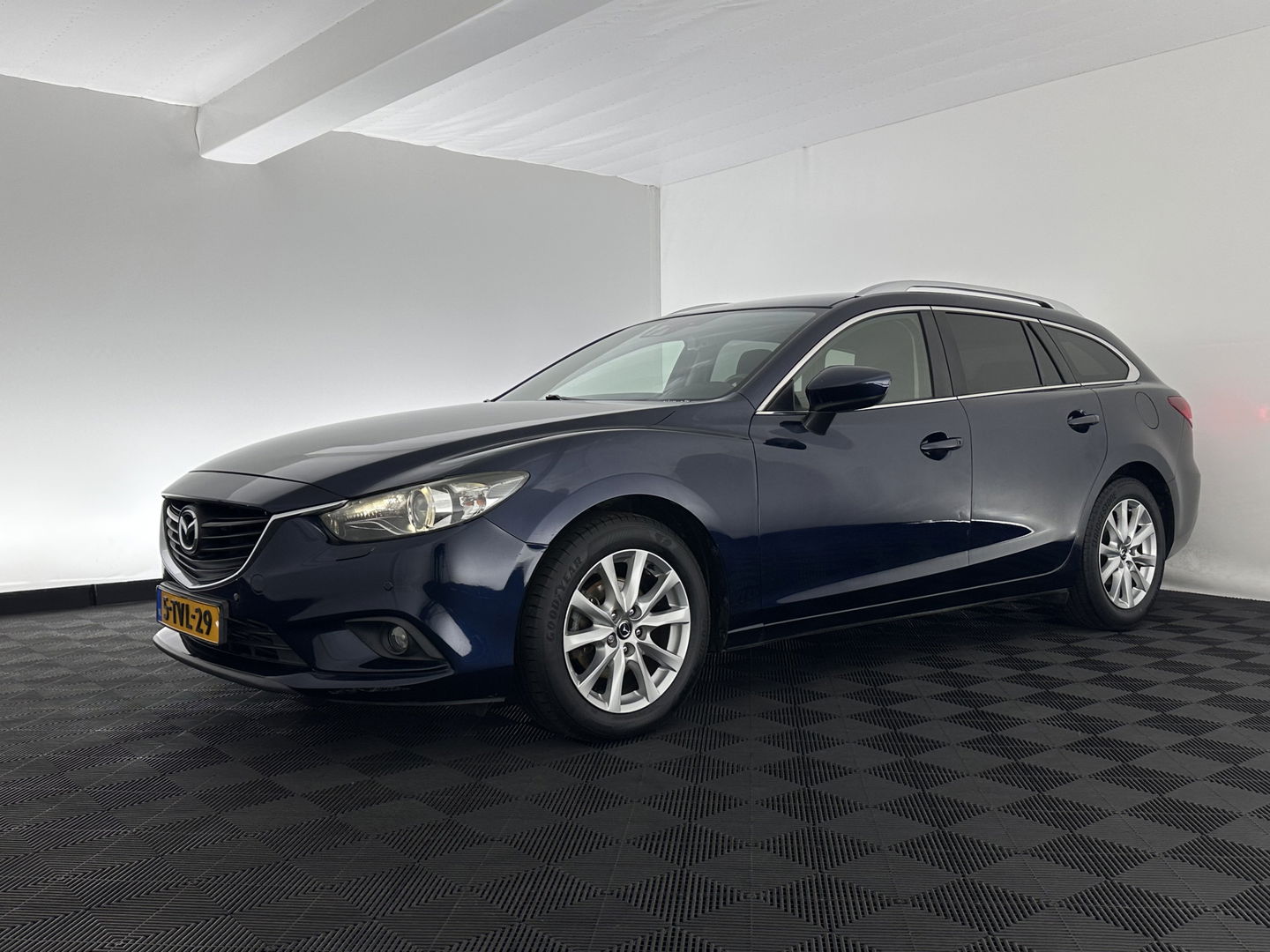 Mazda 6 Sportbreak 2.2D Skylease+ *XENON | NAVI-FULLMAP | HEATED-COMFORTSEATS | PRIVACYGLASS | ECC | PDC | CRUISE | TOWBAR |  LANE-ASSIST | 17''ALU*