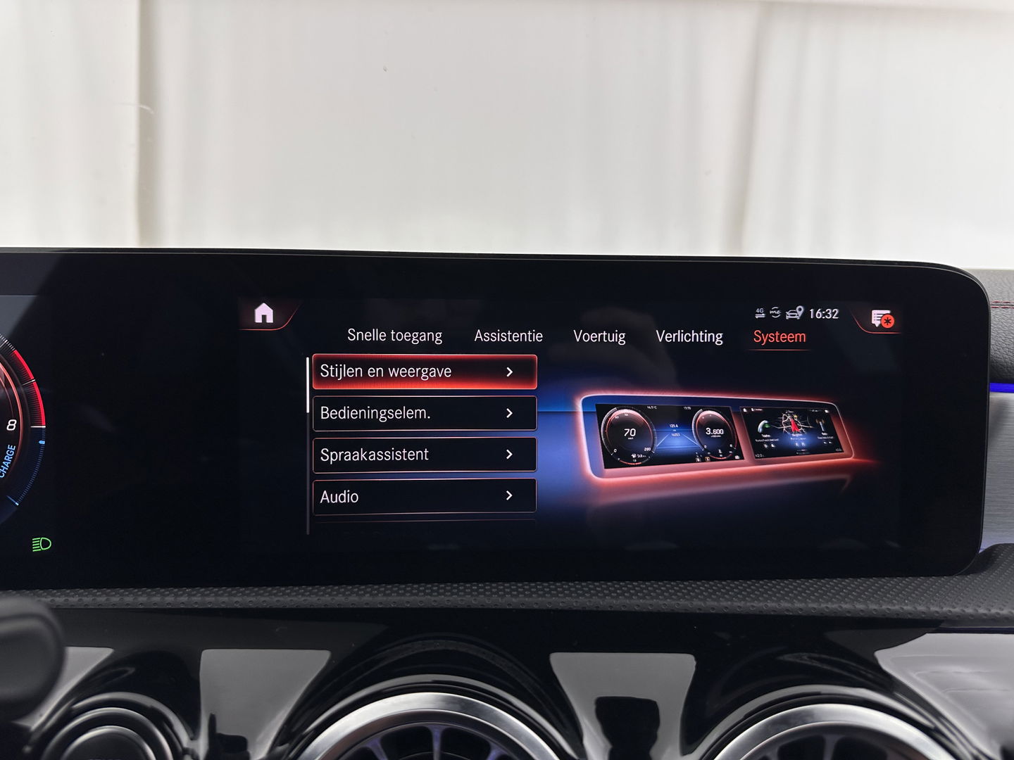 Mercedes-Benz CLA-Klasse Shooting Brake 250 e AMG Limited Business Solution ( Plug-in ) (INCL-BTW) *PANO | LEATHER-MICROFIBRE | FULL-LED | AMBIENTLIGHT | BLINDSPOT | HEATED-SPORTSEATS | WIDESCREEN-DIGICOCKPIT | DAB+ | NAVI-FULLMAP | CAMERA | PRIVACYGLASS |  18''ALU*