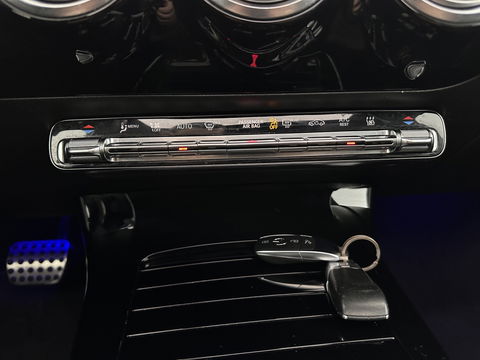 Mercedes-Benz CLA-Klasse Shooting Brake 250 e AMG Limited Business Solution ( Plug-in ) (INCL-BTW) *PANO | LEATHER-MICROFIBRE | FULL-LED | AMBIENTLIGHT | BLINDSPOT | HEATED-SPORTSEATS | WIDESCREEN-DIGICOCKPIT | DAB+ | NAVI-FULLMAP | CAMERA | PRIVACYGLASS |  18''ALU*