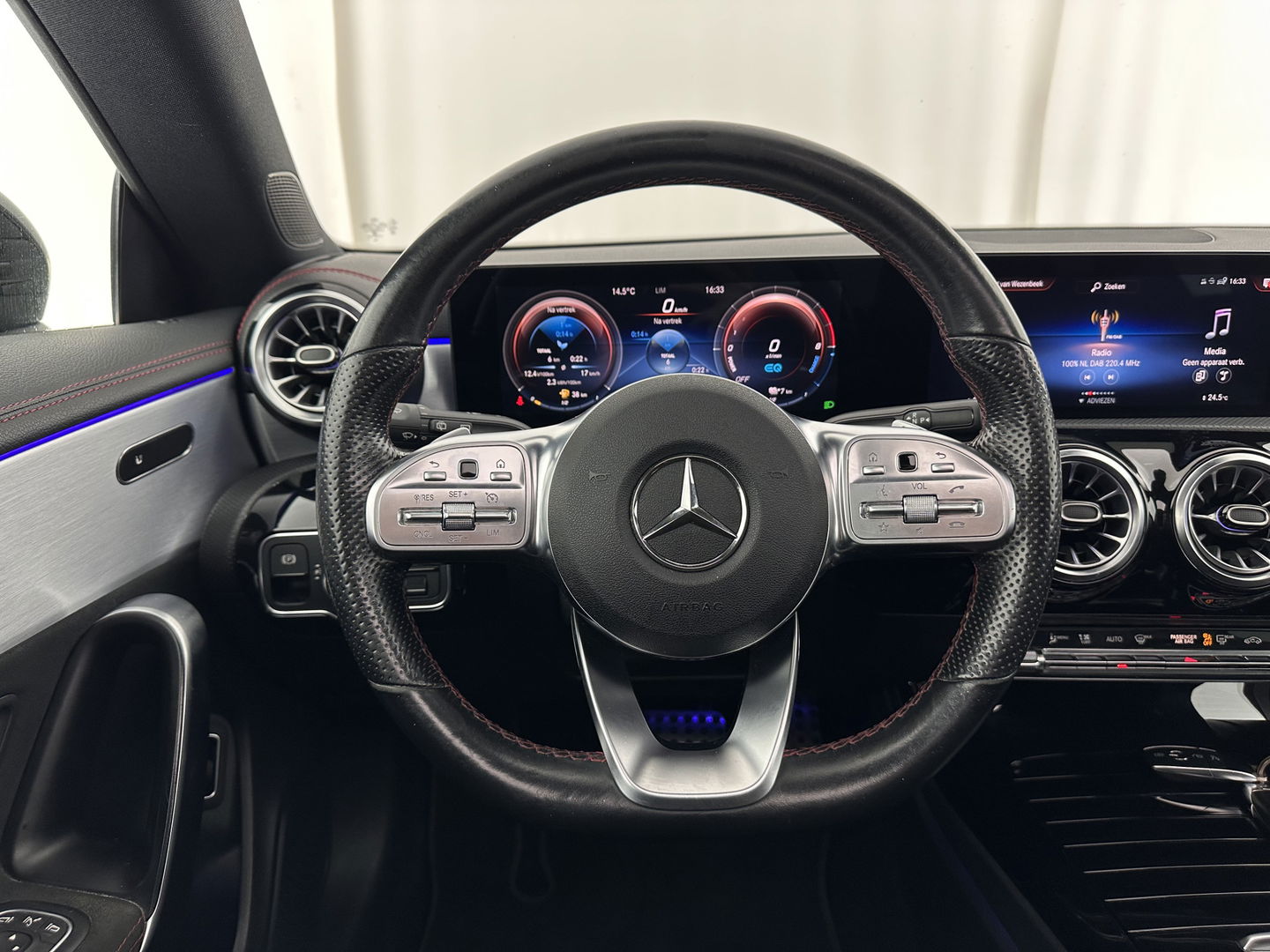 Mercedes-Benz CLA-Klasse Shooting Brake 250 e AMG Limited Business Solution ( Plug-in ) (INCL-BTW) *PANO | LEATHER-MICROFIBRE | FULL-LED | AMBIENTLIGHT | BLINDSPOT | HEATED-SPORTSEATS | WIDESCREEN-DIGICOCKPIT | DAB+ | NAVI-FULLMAP | CAMERA | PRIVACYGLASS |  18''ALU*
