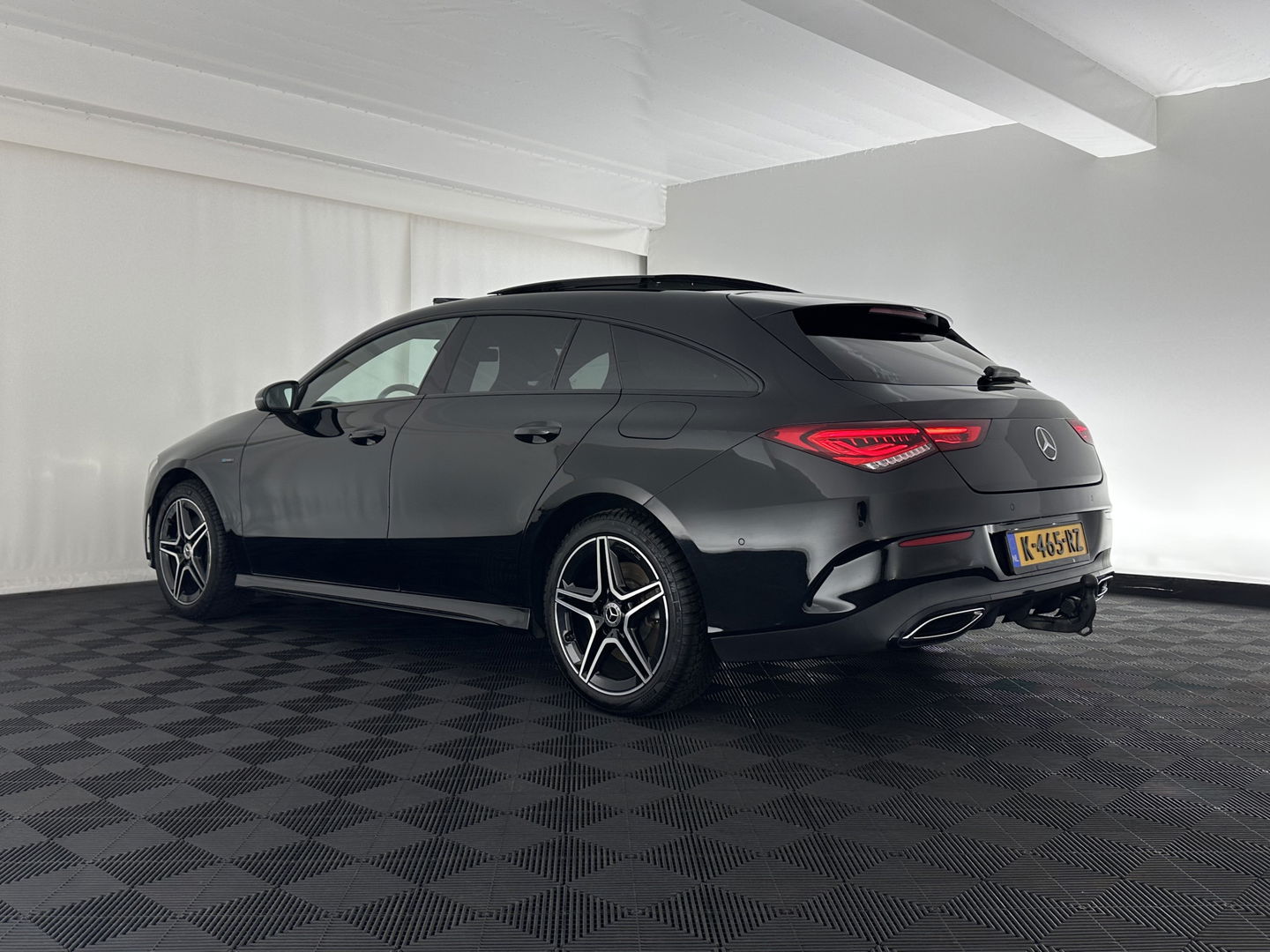 Mercedes-Benz CLA-Klasse Shooting Brake 250 e AMG Limited Business Solution ( Plug-in ) (INCL-BTW) *PANO | LEATHER-MICROFIBRE | FULL-LED | AMBIENTLIGHT | BLINDSPOT | HEATED-SPORTSEATS | WIDESCREEN-DIGICOCKPIT | DAB+ | NAVI-FULLMAP | CAMERA | PRIVACYGLASS |  18''ALU*