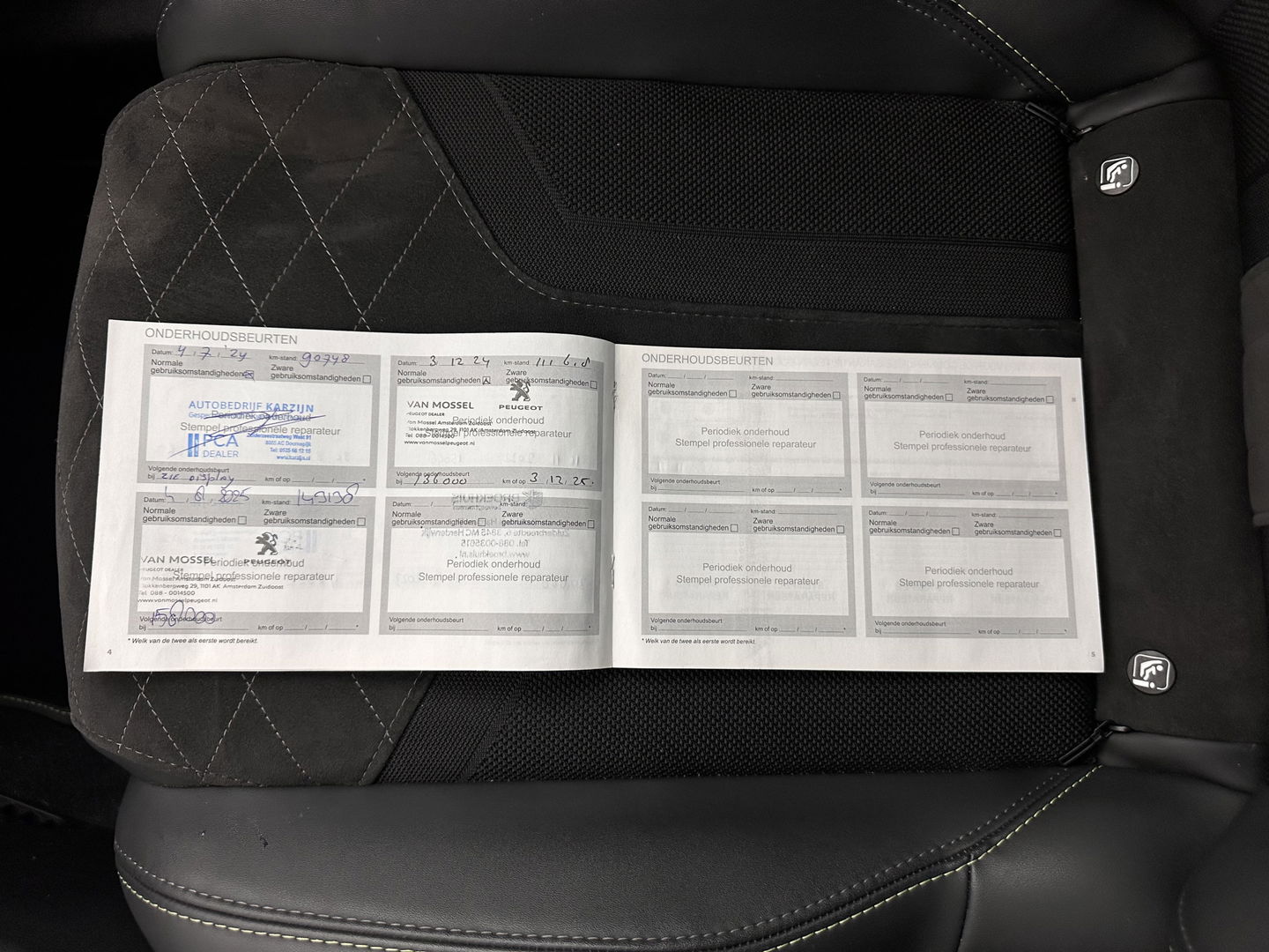 Peugeot e-208 EV GT Pack 50 kWh [ 3-Fase-11kW ] {SOH-88%] (INCL-BTW) *HEATPUMP | FULL-LED | DIGI-COCKPIT | BLINDSPOT | CAMERA | LEATHER-ALCANTARA | AMBIENTLIGHT | NAVI-FULLMAP | LANE-ASSIST | KEYLESS | DAB | CCS-FASTLOADER | HEATED-SPORTSEATS | PRIV