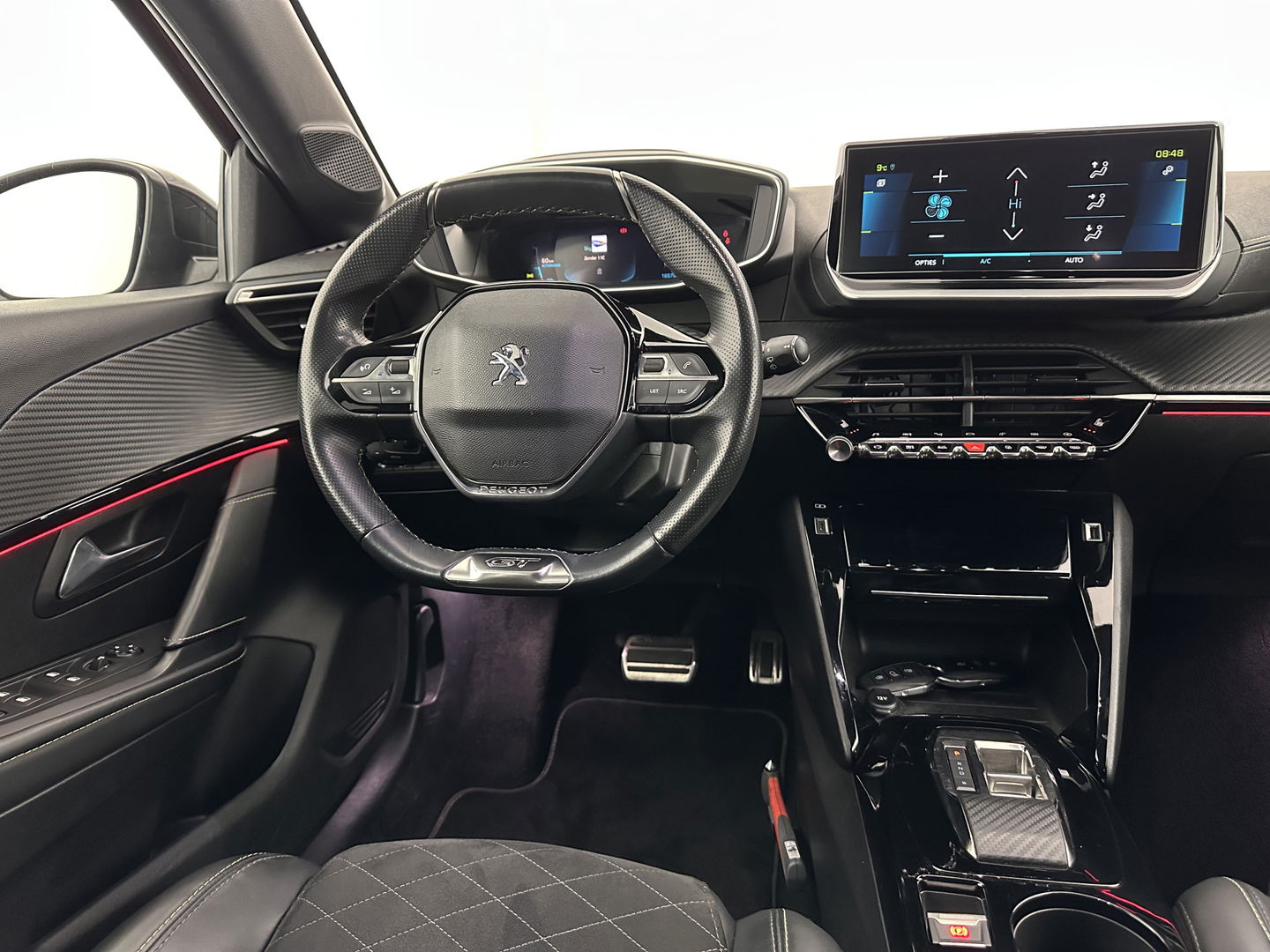 Peugeot e-208 EV GT Pack 50 kWh [ 3-Fase-11kW ] {SOH-88%] (INCL-BTW) *HEATPUMP | FULL-LED | DIGI-COCKPIT | BLINDSPOT | CAMERA | LEATHER-ALCANTARA | AMBIENTLIGHT | NAVI-FULLMAP | LANE-ASSIST | KEYLESS | DAB | CCS-FASTLOADER | HEATED-SPORTSEATS | PRIV