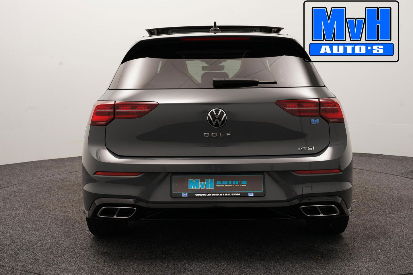 Volkswagen Golf 1.5 eTSI R-Line|PANO|IQ-LIGHT|SPORTSTOEL|LUXE!