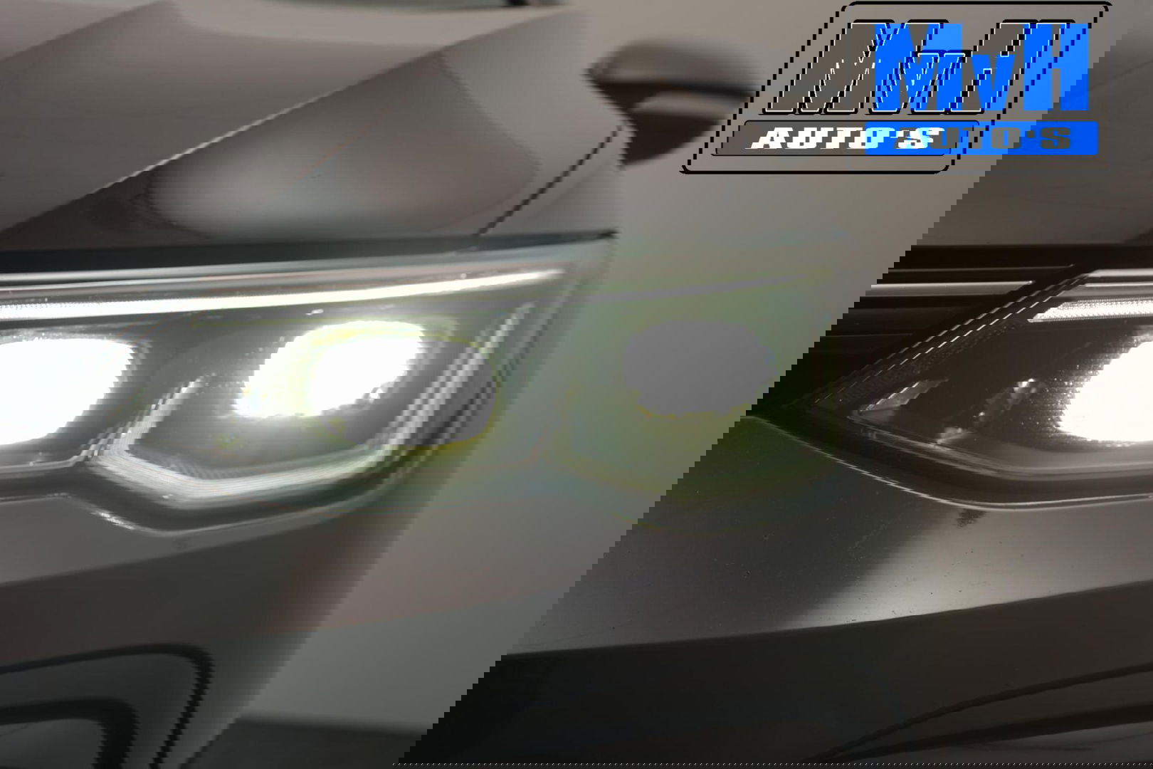 Volkswagen Golf 1.5 eTSI R-Line|PANO|IQ-LIGHT|SPORTSTOEL|LUXE!