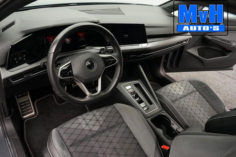 Volkswagen Golf 1.5 eTSI R-Line|PANO|IQ-LIGHT|SPORTSTOEL|LUXE!