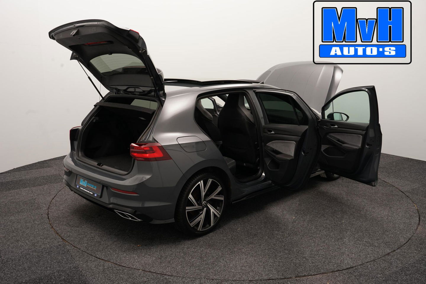 Volkswagen Golf 1.5 eTSI R-Line|PANO|IQ-LIGHT|SPORTSTOEL|LUXE!