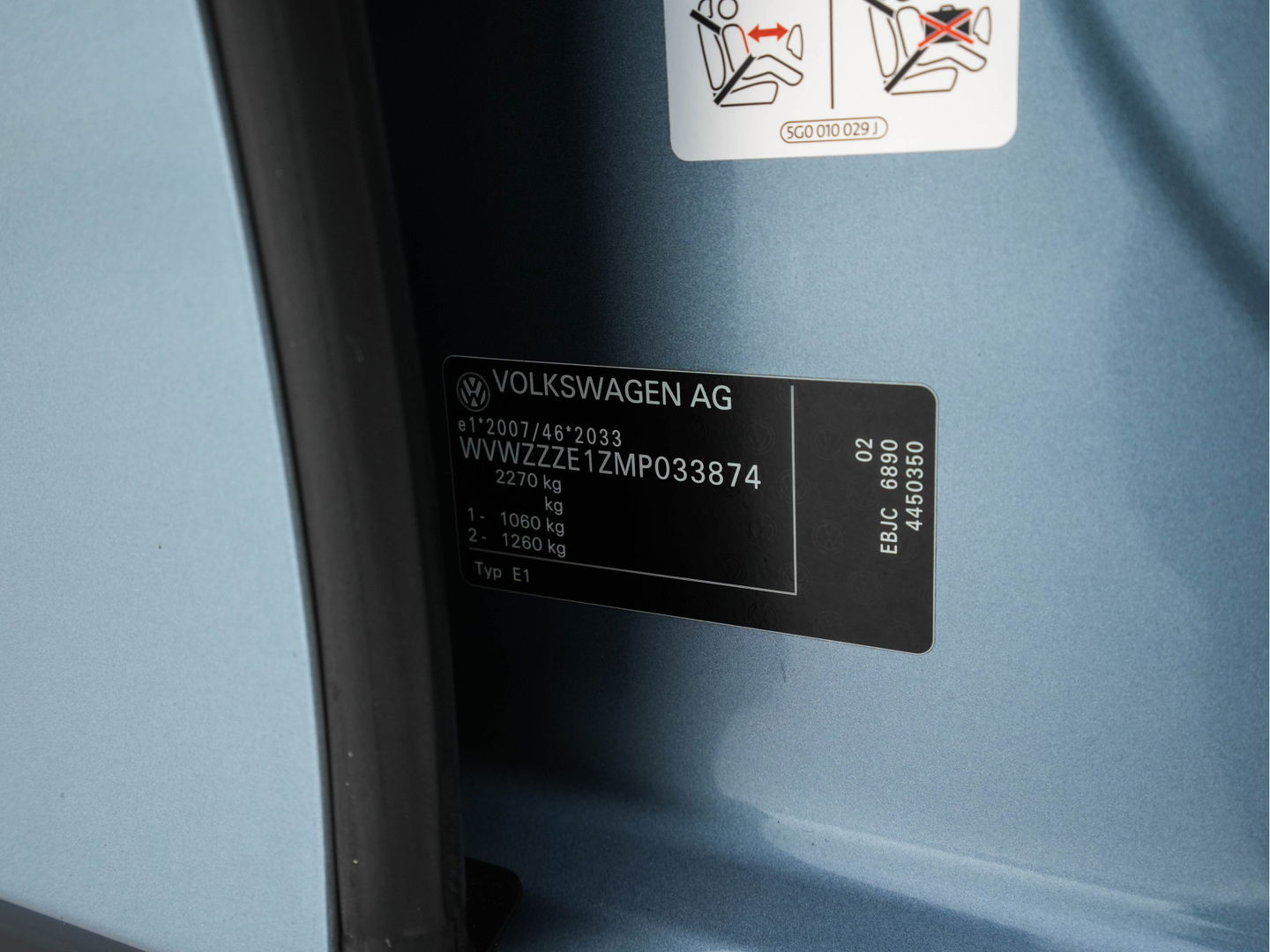 Volkswagen ID.3 Business 58 kWh [ 3-Fase-11kW ] {SOH-87%} (INCL-BTW)  *FULL-LED | AMBIENTLIGHT | KEYLESS | NAVI-FULLMAP | DAB | CARPLAY | CCS-FASTLOADER | CAMERA | HEATED-COMFORTSEATS | DAB+ | DIGI-COCKPIT | ECC | PRIVACYGLASS | PDC | 18''ALU*