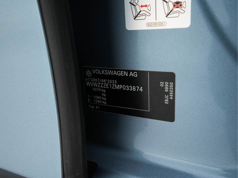 Volkswagen ID.3 Business 58 kWh [ 3-Fase-11kW ] {SOH-87%} (INCL-BTW)  *FULL-LED | AMBIENTLIGHT | KEYLESS | NAVI-FULLMAP | DAB | CARPLAY | CCS-FASTLOADER | CAMERA | HEATED-COMFORTSEATS | DAB+ | DIGI-COCKPIT | ECC | PRIVACYGLASS | PDC | 18''ALU*