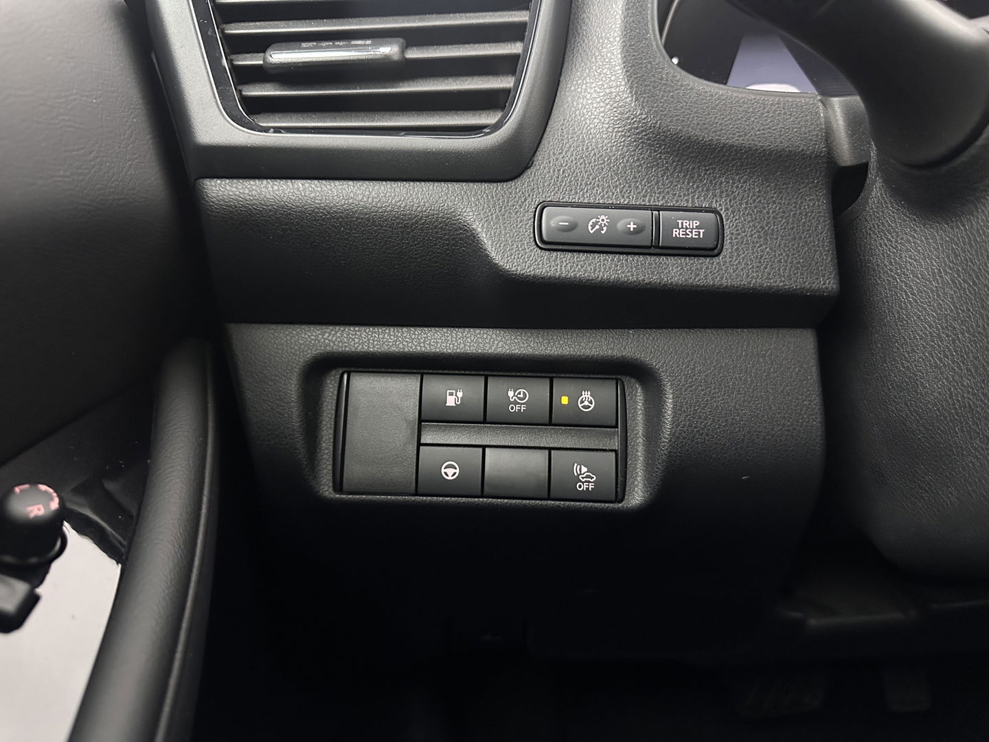 Nissan Leaf 3.Zero Limited Edition 62 kWh {SOH-92%} (INCL-BTW) Aut. *HEATPUMP | LEATHER | ADAPTIVE-CRUISE | FULL-LED | DIGI-COCKPIT | TOPVIEW | BOSE-AUDIO | KEYLESS | DAB+ | BLINDSPOT | ECC | PDC | HEATED-COMFORTSEATS | 17"ALU*