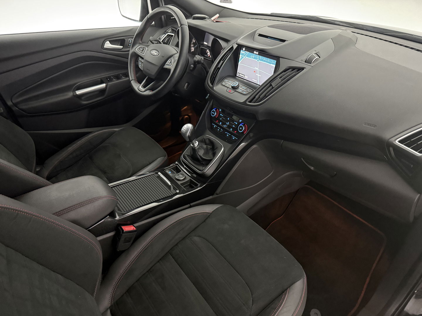 Ford Kuga 1.5 EcoBoost Vignale ST-Line | 150PK | Camera | Carplay | Clima | Cruise | Sony Audio | Trekh. | Keyless | Stoel/Stuur verw.