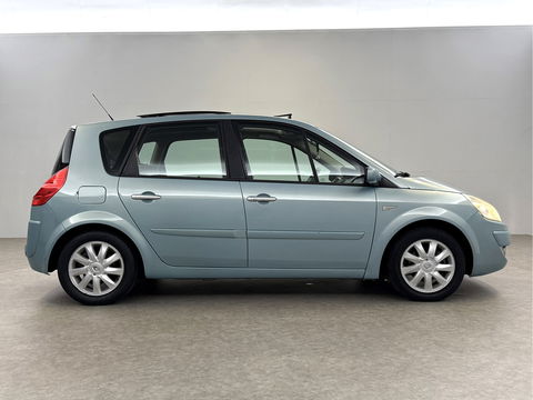 Renault Scénic 1.6-16V Tech Line | Panoramadak | Navigatie | Airco | Cruise | Parkeersens. | NAP