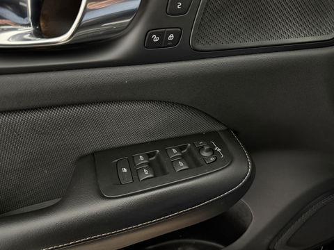 Volvo S60 2.0 T5 R-Design | Pano | H/K | 360° | HuD | Virtual | Memory | Carplay | Stoel/Stuur verw. | Adap. Cruise