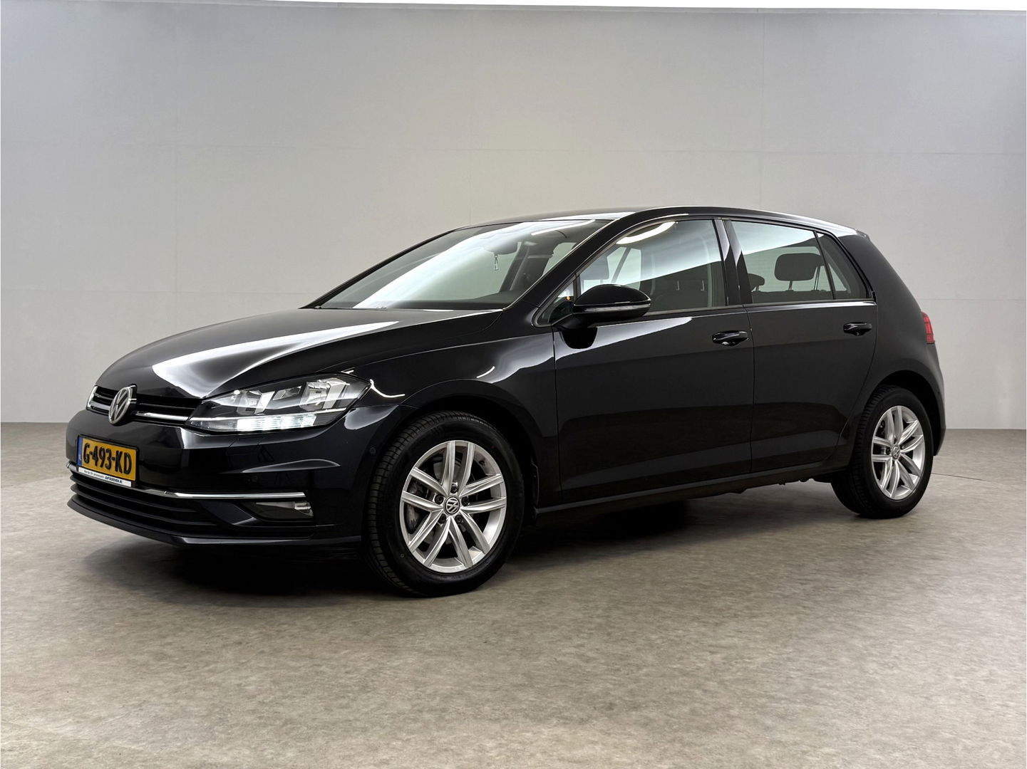 Volkswagen Golf 1.6 TDI Comfortline | Airco | Adap. Cruise | Carplay | Stoelverw. | Parkeersens. | Navi