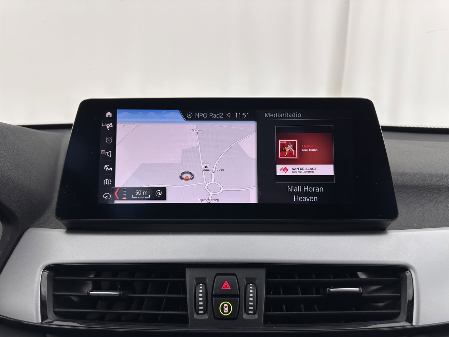 BMW X1 xDrive25e eDrive Edition ( Plug-In ) (INCL-BTW) *LEATHER | FULL-LED | HARMAN/KARDON | CAMERA | HEATED-COMFORTSEATS | NAVI-FULLMAP | ECC | KEYLESS |  PDC | CRUISE | DAB | TOWBAR | HEAD-UP | 17''ALU*