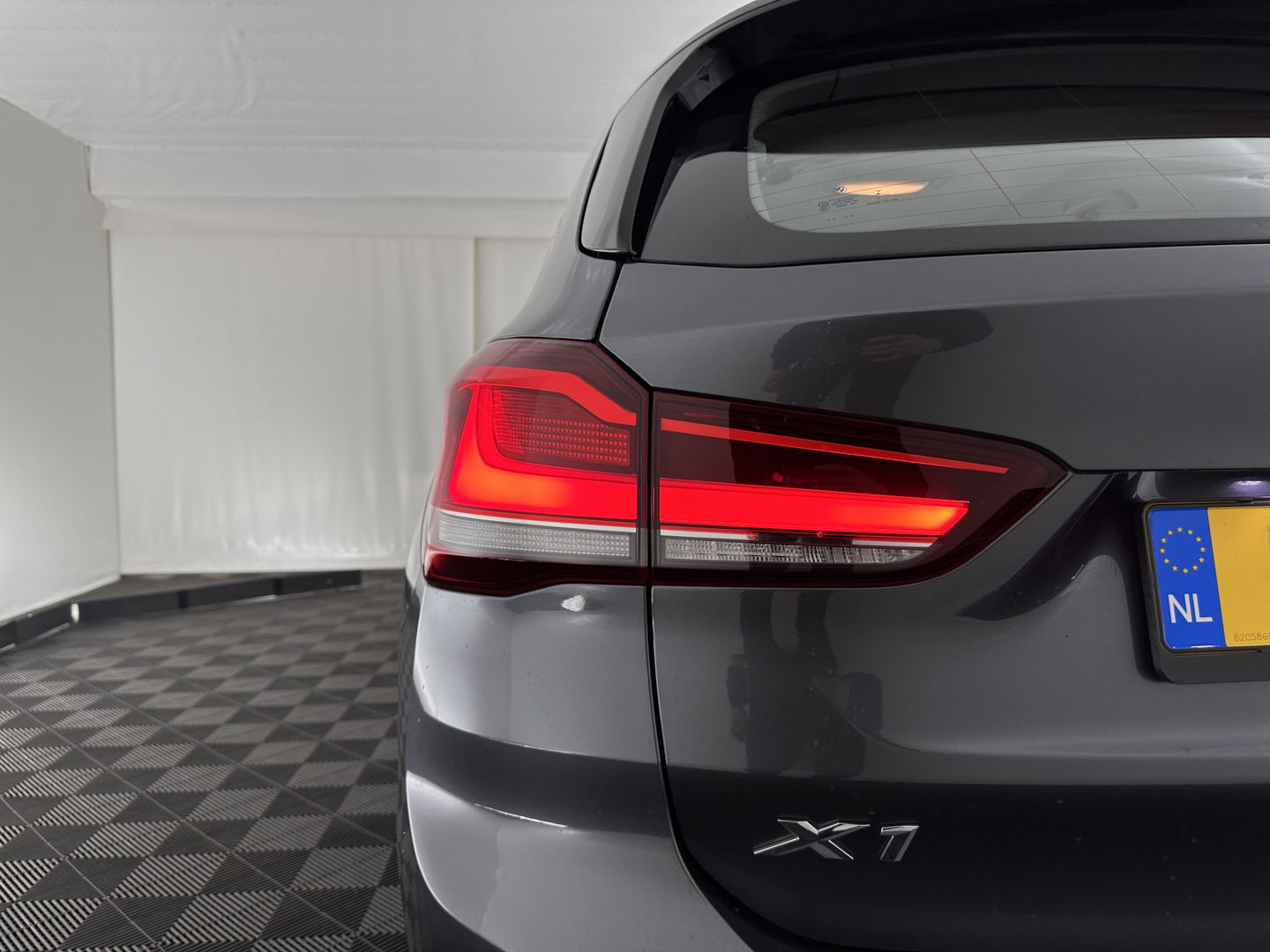 BMW X1 xDrive25e eDrive Edition ( Plug-In ) (INCL-BTW) *LEATHER | FULL-LED | HARMAN/KARDON | CAMERA | HEATED-COMFORTSEATS | NAVI-FULLMAP | ECC | KEYLESS |  PDC | CRUISE | DAB | TOWBAR | HEAD-UP | 17''ALU*