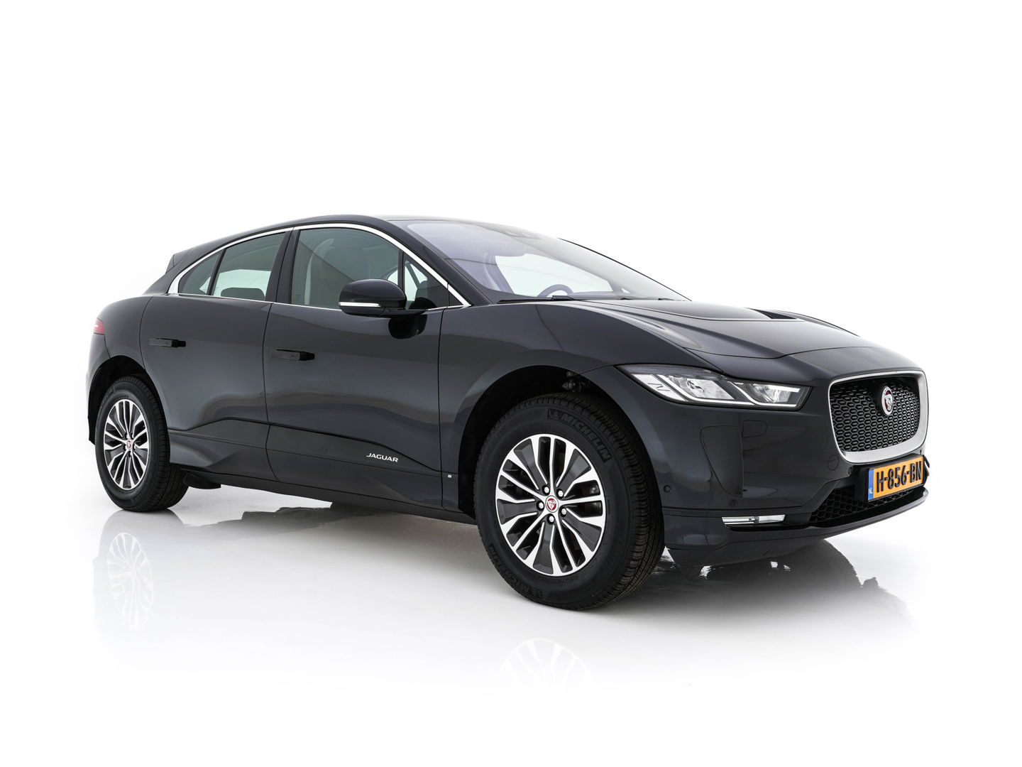 Jaguar I-PACE EV400 Business Edition S 90 kWh {SOH-89%} (INCL-BTW) *HEATPUMP | PANO | LEATHER | MERIDIAN-AUDIO | FULL-LED | HEATED/COOLED-COMFORTSEATS | DAB+ | CAMERA | DIGI-COCKPIT | NAVI-FULLMAP | ECC | KEYLESS | PDC | CCS-FASTLOADER | CRUISE |