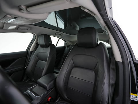 Jaguar I-PACE EV400 Business Edition S 90 kWh {SOH-89%} (INCL-BTW) *HEATPUMP | PANO | LEATHER | MERIDIAN-AUDIO | FULL-LED | HEATED/COOLED-COMFORTSEATS | DAB+ | CAMERA | DIGI-COCKPIT | NAVI-FULLMAP | ECC | KEYLESS | PDC | CCS-FASTLOADER | CRUISE |