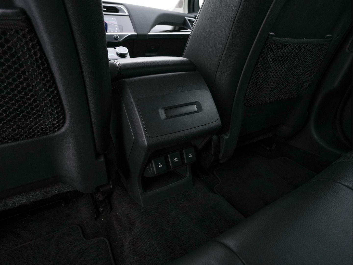 Jaguar I-PACE EV400 Business Edition S 90 kWh {SOH-89%} (INCL-BTW) *HEATPUMP | PANO | LEATHER | MERIDIAN-AUDIO | FULL-LED | HEATED/COOLED-COMFORTSEATS | DAB+ | CAMERA | DIGI-COCKPIT | NAVI-FULLMAP | ECC | KEYLESS | PDC | CCS-FASTLOADER | CRUISE |