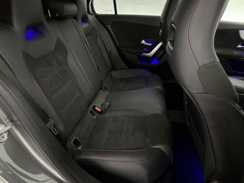 Mercedes-Benz A-Klasse 180 AMG | Pano | Sfeer | Virtual | Camera | Carplay | Cruise | Navi | NAP