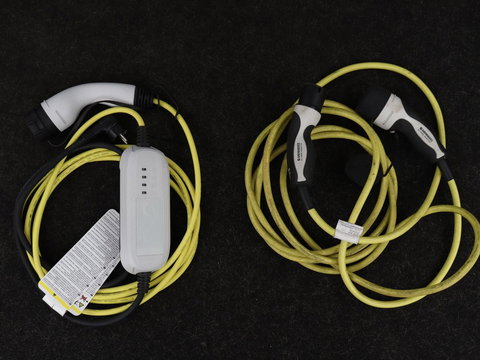 SEAT Leon 1.4 TSI eHybrid PHEV FR | Trekhaak | Adaptive cruise | Carplay | Sfeerverlichting | Navigatie | Side Assist | Parkeerhulp | Full LED | Bluetooth | PHEV | Plug In