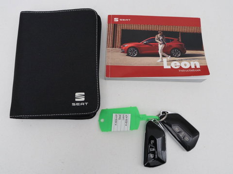 SEAT Leon 1.4 TSI eHybrid PHEV FR | Trekhaak | Adaptive cruise | Carplay | Sfeerverlichting | Navigatie | Side Assist | Parkeerhulp | Full LED | Bluetooth | PHEV | Plug In