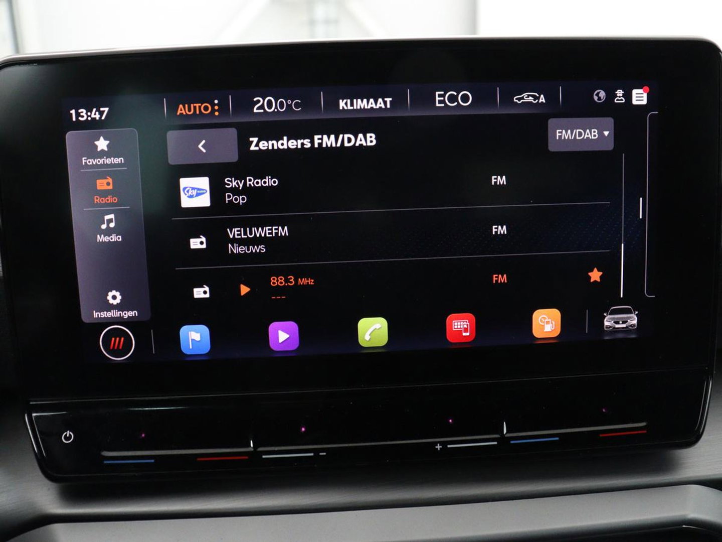 SEAT Leon 1.4 TSI eHybrid PHEV FR | Trekhaak | Adaptive cruise | Carplay | Sfeerverlichting | Navigatie | Side Assist | Parkeerhulp | Full LED | Bluetooth | PHEV | Plug In