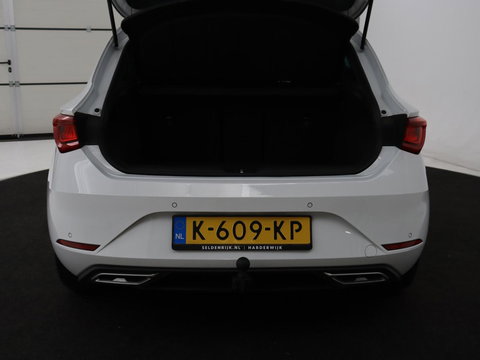 SEAT Leon 1.4 TSI eHybrid PHEV FR | Trekhaak | Adaptive cruise | Carplay | Sfeerverlichting | Navigatie | Side Assist | Parkeerhulp | Full LED | Bluetooth | PHEV | Plug In