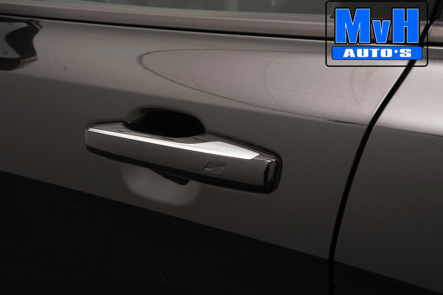 Lynk & Co 01 1.5 Plug-in Hybride|FULL BLACK XL|LEER|NAP|PANO