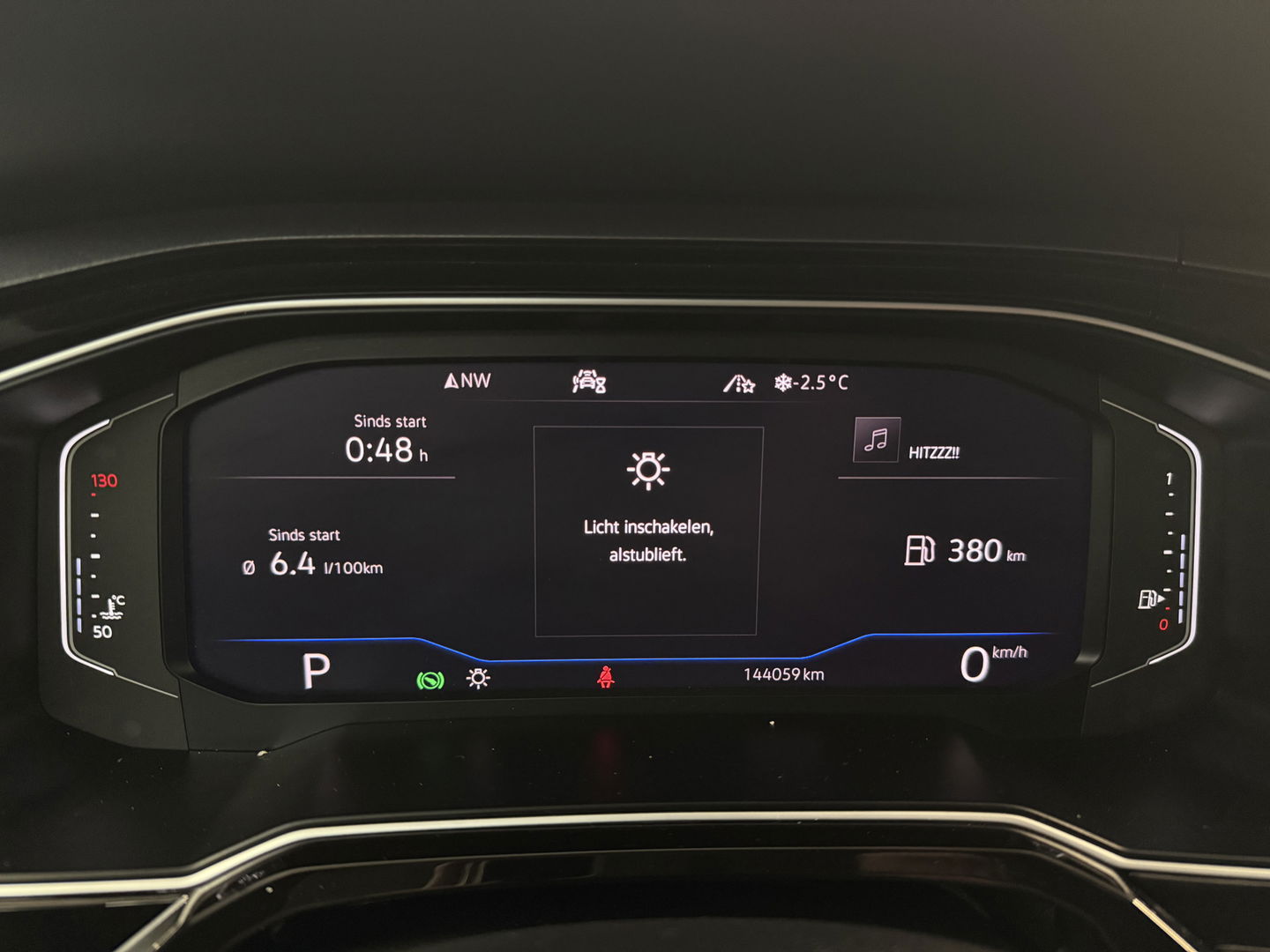 Volkswagen Polo 1.0 TSI R-Line | Beats | Virtual | Adap. Cruise | Carplay | Trekh. | Clima | Parkeersens. | NAP