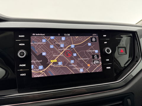 Volkswagen Polo 1.0 TSI R-Line | Beats | Virtual | Adap. Cruise | Carplay | Trekh. | Clima | Parkeersens. | NAP