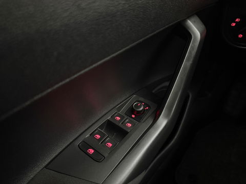 Volkswagen Polo 1.0 TSI R-Line | Beats | Virtual | Adap. Cruise | Carplay | Trekh. | Clima | Parkeersens. | NAP