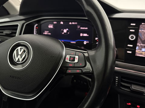 Volkswagen Polo 1.0 TSI R-Line | Beats | Virtual | Adap. Cruise | Carplay | Trekh. | Clima | Parkeersens. | NAP