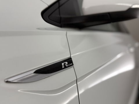 Volkswagen Polo 1.0 TSI R-Line | Beats | Virtual | Adap. Cruise | Carplay | Trekh. | Clima | Parkeersens. | NAP