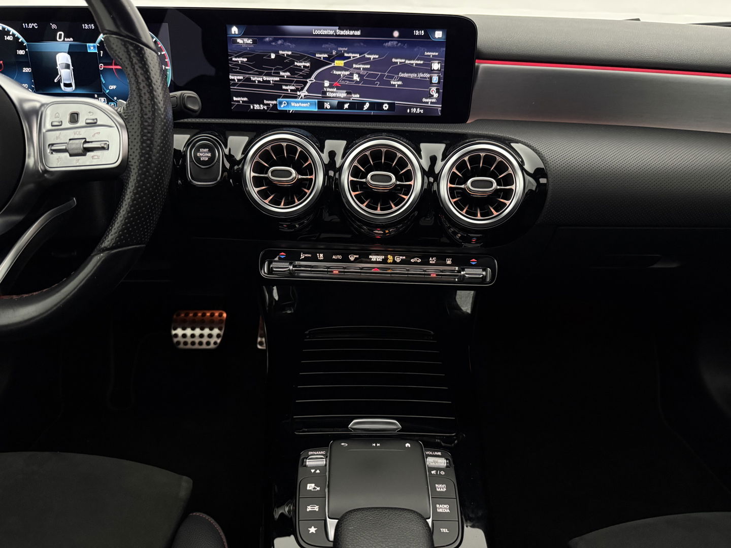 Mercedes-Benz A-Klasse 250 e AMG | SOH 96% | Pano | Burmester | Sfeer | Virtual | Memory | Camera | Keyless | Carplay