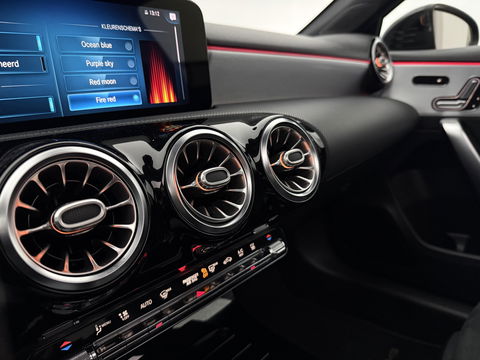 Mercedes-Benz A-Klasse 250 e AMG | SOH 96% | Pano | Burmester | Sfeer | Virtual | Memory | Camera | Keyless | Carplay