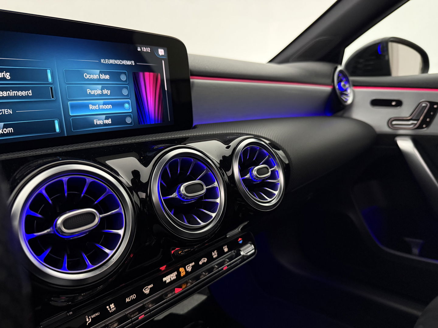 Mercedes-Benz A-Klasse 250 e AMG | SOH 96% | Pano | Burmester | Sfeer | Virtual | Memory | Camera | Keyless | Carplay