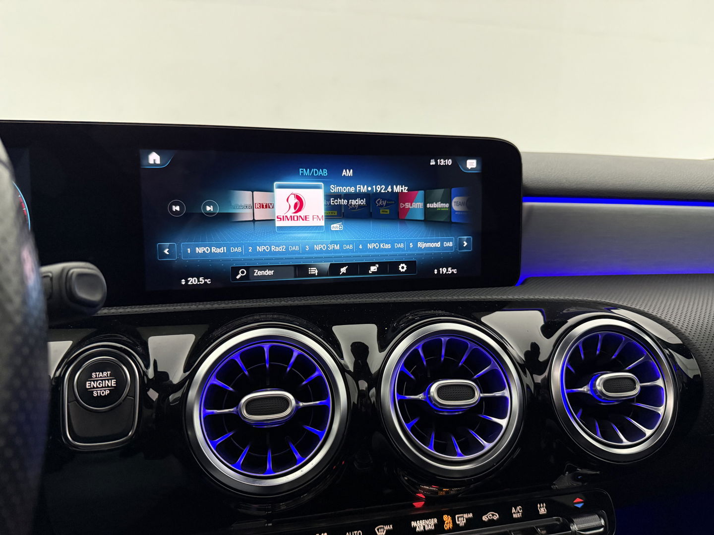 Mercedes-Benz A-Klasse 250 e AMG | SOH 96% | Pano | Burmester | Sfeer | Virtual | Memory | Camera | Keyless | Carplay