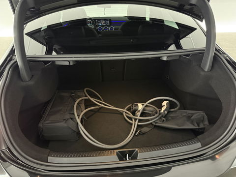 Mercedes-Benz A-Klasse 250 e AMG | SOH 96% | Pano | Burmester | Sfeer | Virtual | Memory | Camera | Keyless | Carplay