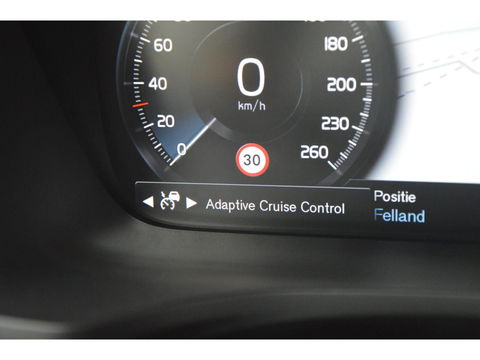 Volvo V60 B3 Business Pro | Pilot-Assist | Apple Carplay | Bluetooth | BLIS |