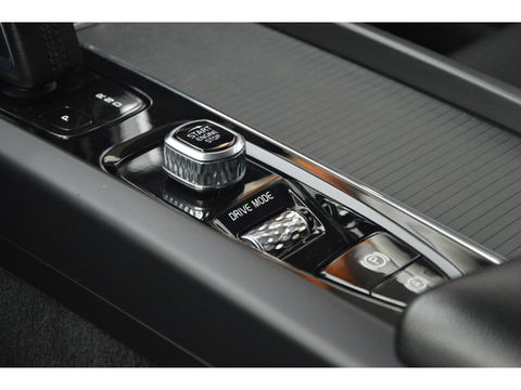 Volvo V60 B3 Business Pro | Pilot-Assist | Apple Carplay | Bluetooth | BLIS |