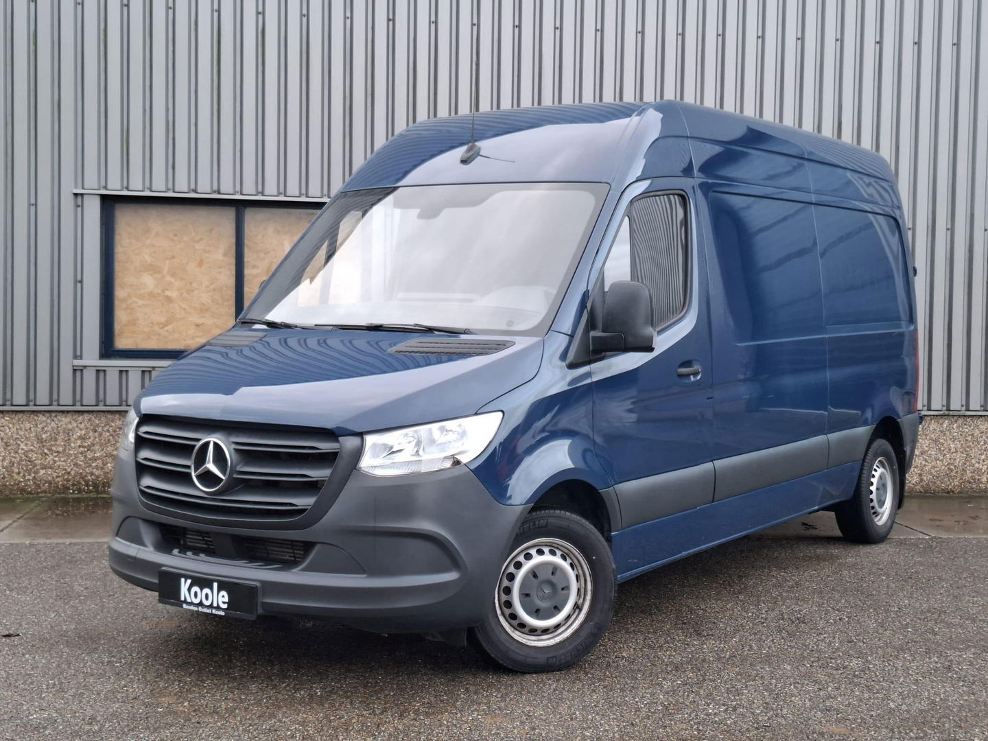 Mercedes-Benz Sprinter 311 CDI GB L2 FWD Functional 3.5T / AIRCO / CAMERA / 3 ZITS / DEALER ONDERHOUDEN / NAVI